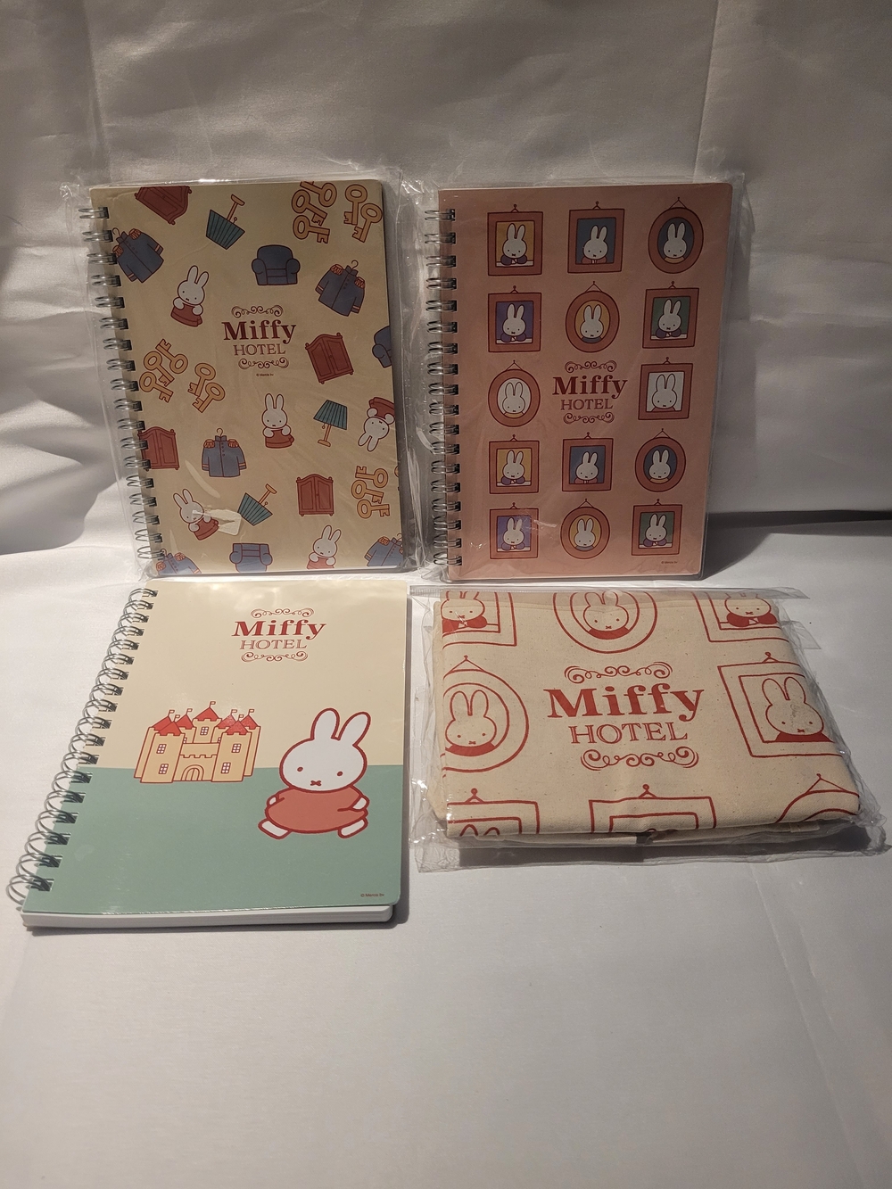 NWT  limited-edition 2025 "Miffy HOTEL by LOFT" Notebooks & Eco Bag